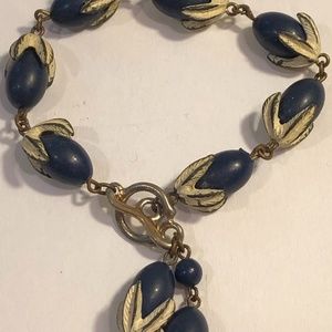 Vintage 1940s plastic dangle bracelet pin up boho